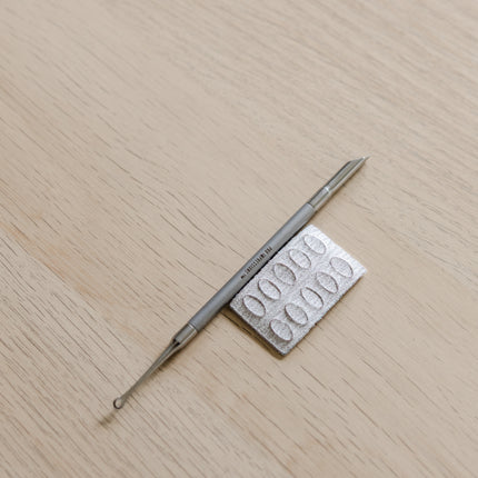 Cuticle Pusher with Filing Pads