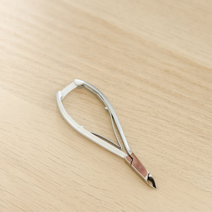 Silver colour cuticle nippers