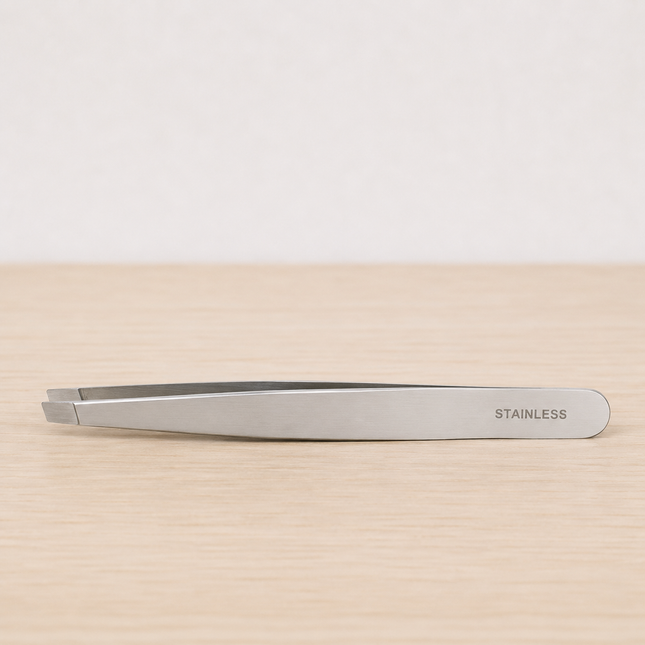 Tweezers Slanted